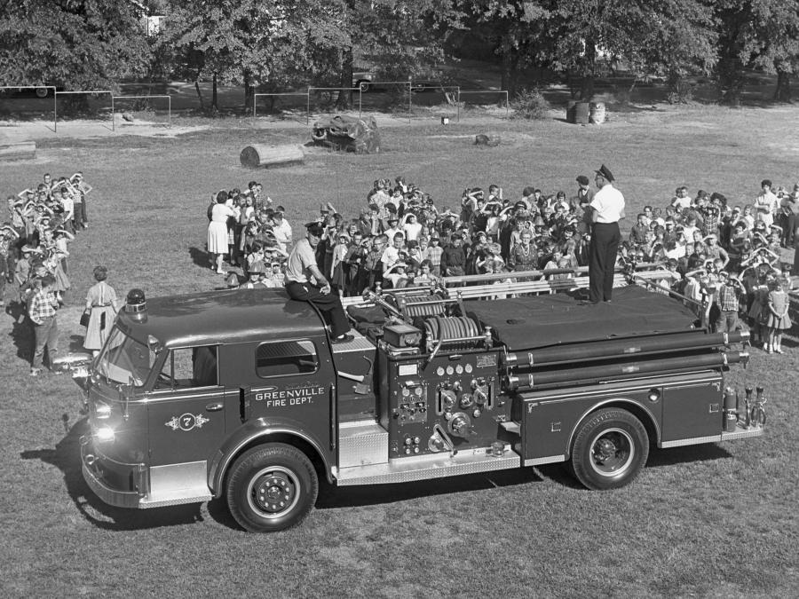  American LaFrance 900 Series 1958 года  (фото 2 из 3)